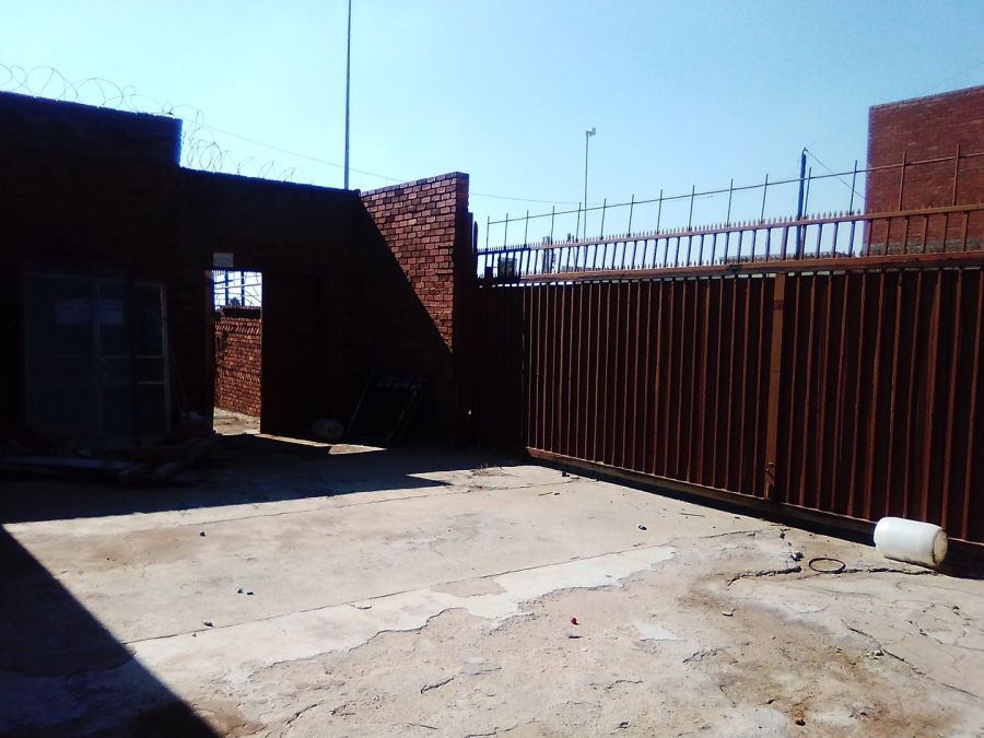 To Let commercial Property for Rent in Mqantsa Gauteng