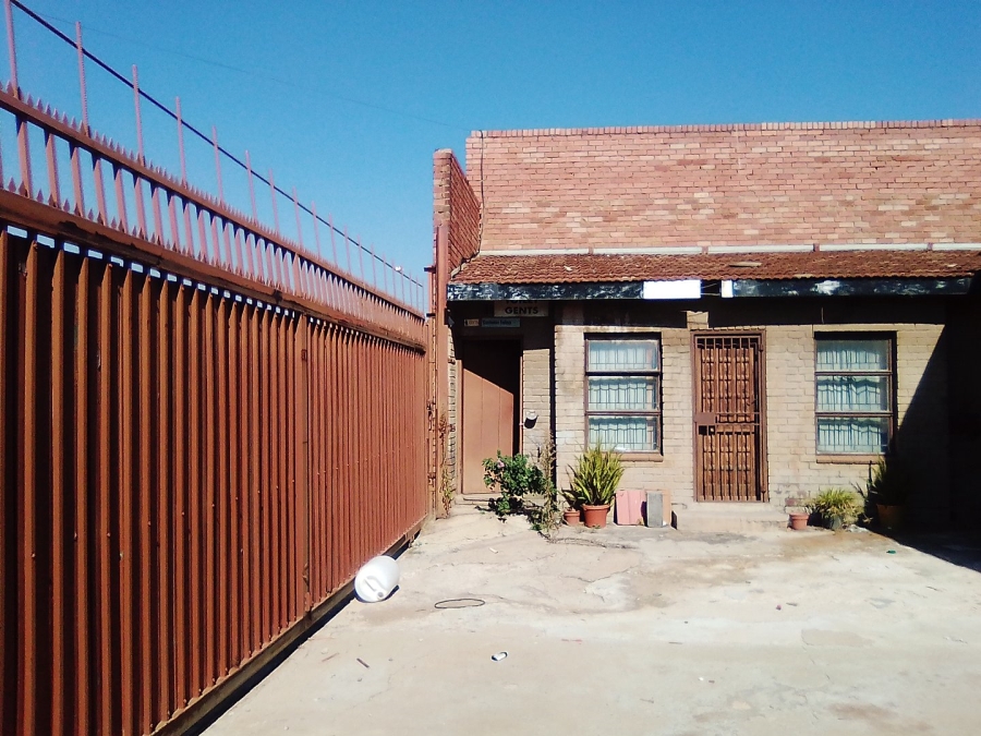 To Let commercial Property for Rent in Mqantsa Gauteng