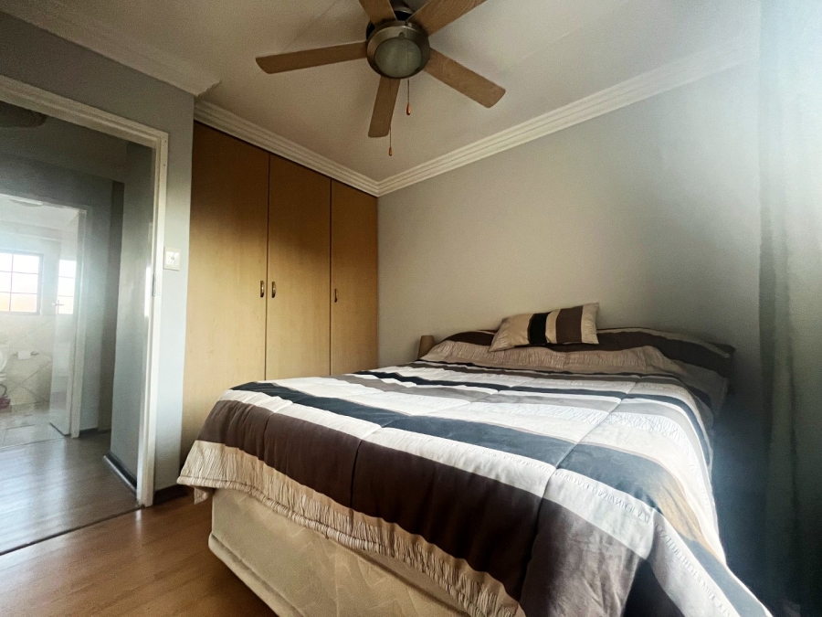 3 Bedroom Property for Sale in Thatchfield Glen Gauteng