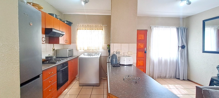 2 Bedroom Property for Sale in Halfway Gardens Gauteng