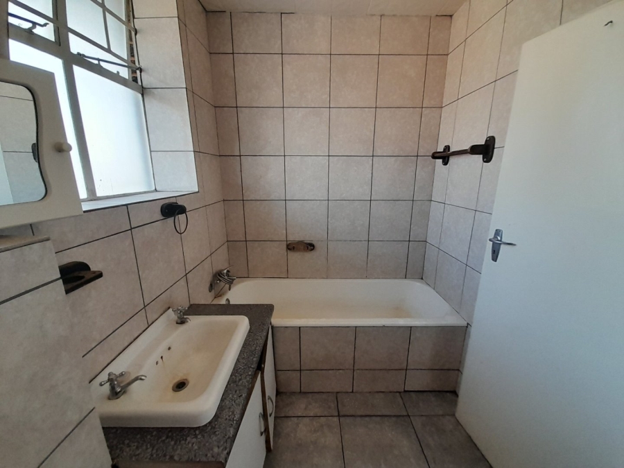 2 Bedroom Property for Sale in Eloffsdal Gauteng