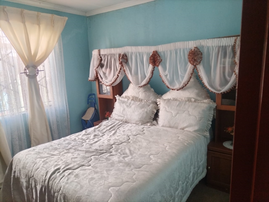 2 Bedroom Property for Sale in Leachville Gauteng