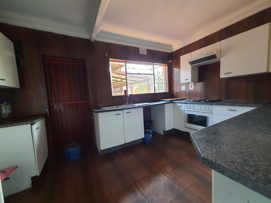 5 Bedroom Property for Sale in Georginia Gauteng
