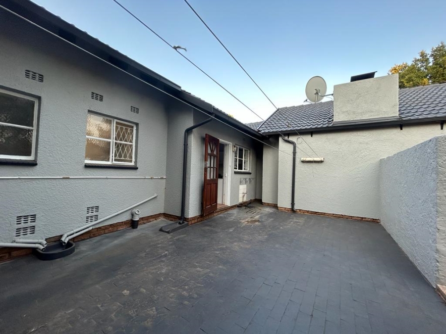 To Let 4 Bedroom Property for Rent in Noordwyk Gauteng