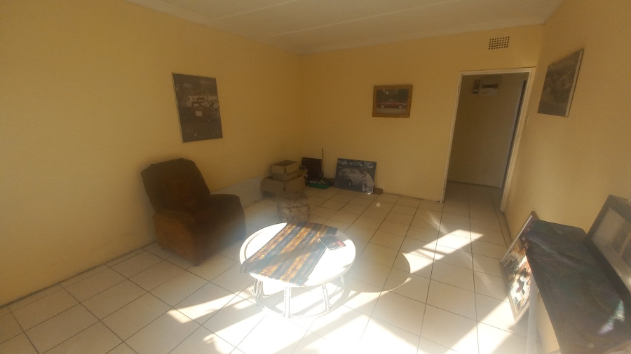 2 Bedroom Property for Sale in Lewisham Gauteng