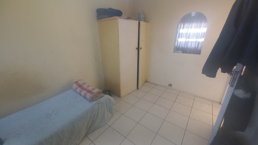 2 Bedroom Property for Sale in Lewisham Gauteng