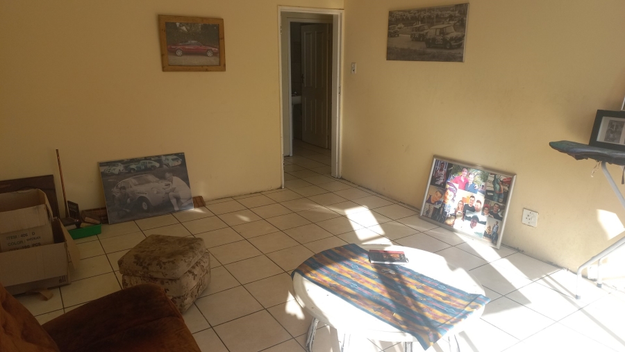 2 Bedroom Property for Sale in Lewisham Gauteng