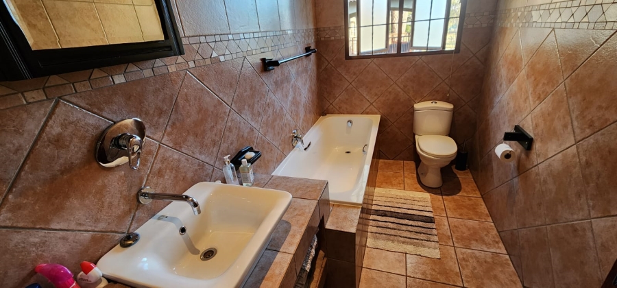 5 Bedroom Property for Sale in Irene Gauteng