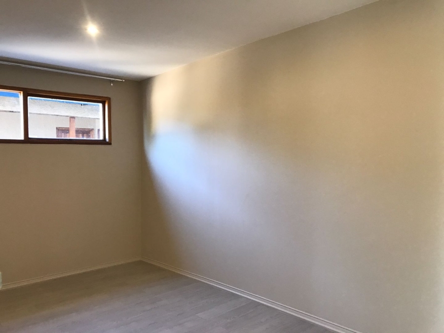 To Let 2 Bedroom Property for Rent in Randpark Ridge Gauteng