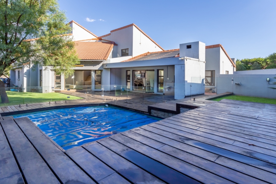 To Let 4 Bedroom Property for Rent in Northcliff Gauteng