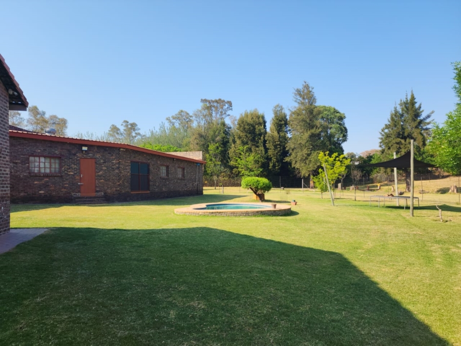 4 Bedroom Property for Sale in Glen Austin Gauteng