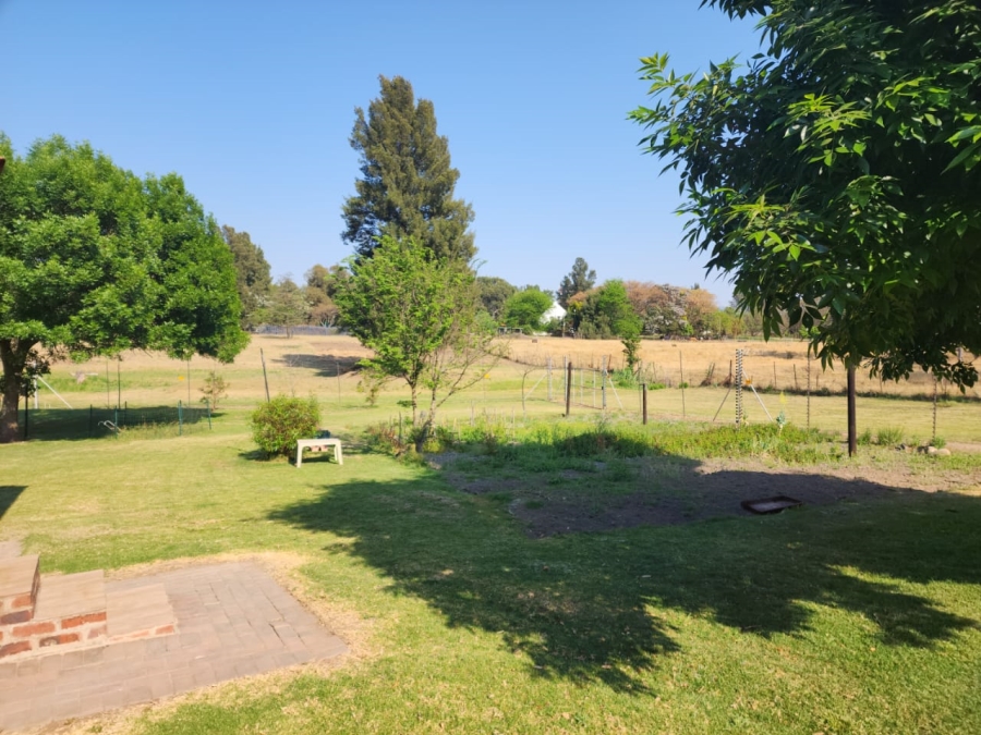 4 Bedroom Property for Sale in Glen Austin Gauteng