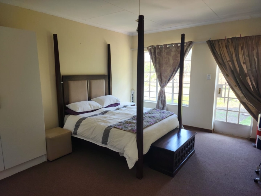 4 Bedroom Property for Sale in Glen Austin Gauteng