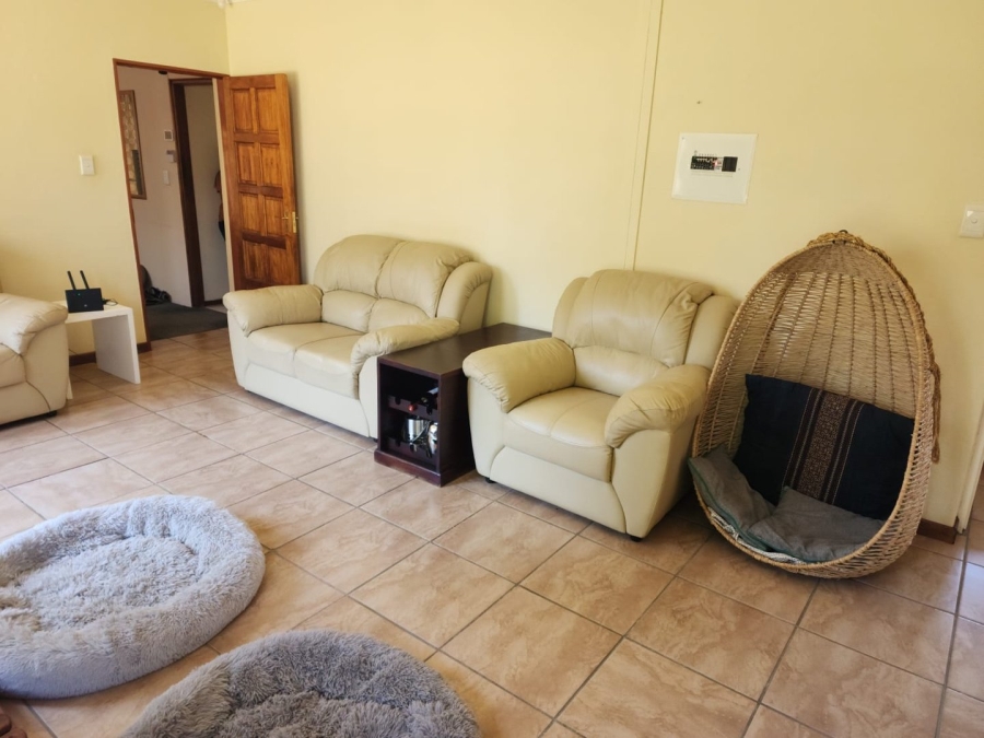 4 Bedroom Property for Sale in Glen Austin Gauteng