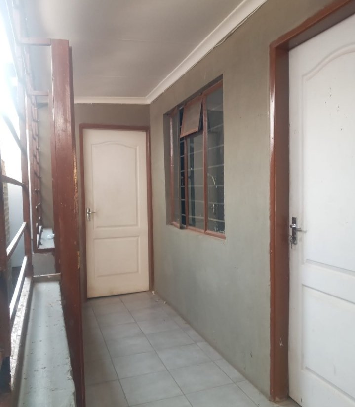 5 Bedroom Property for Sale in Brixton Gauteng