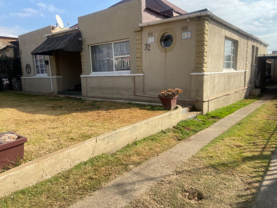 4 Bedroom Property for Sale in Krugersdorp West Gauteng