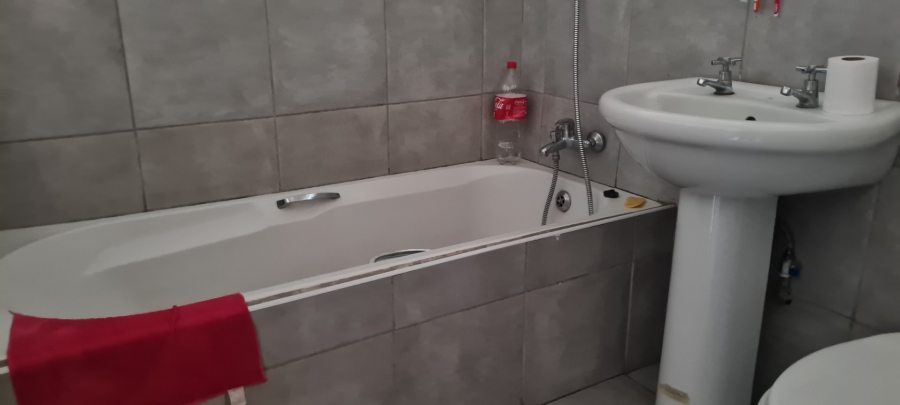 3 Bedroom Property for Sale in Reigerpark Gauteng