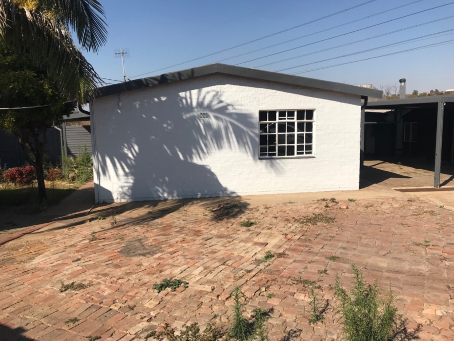 2 Bedroom Property for Sale in Danville Gauteng