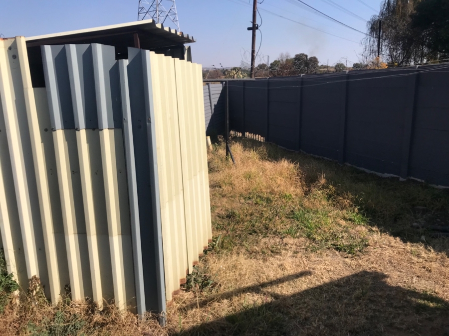 2 Bedroom Property for Sale in Danville Gauteng