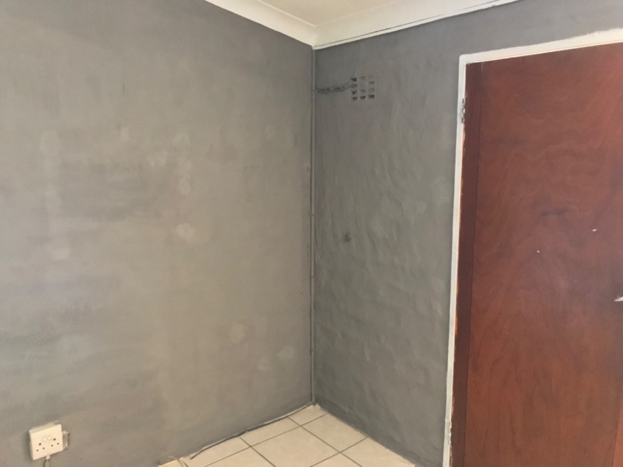 2 Bedroom Property for Sale in Danville Gauteng