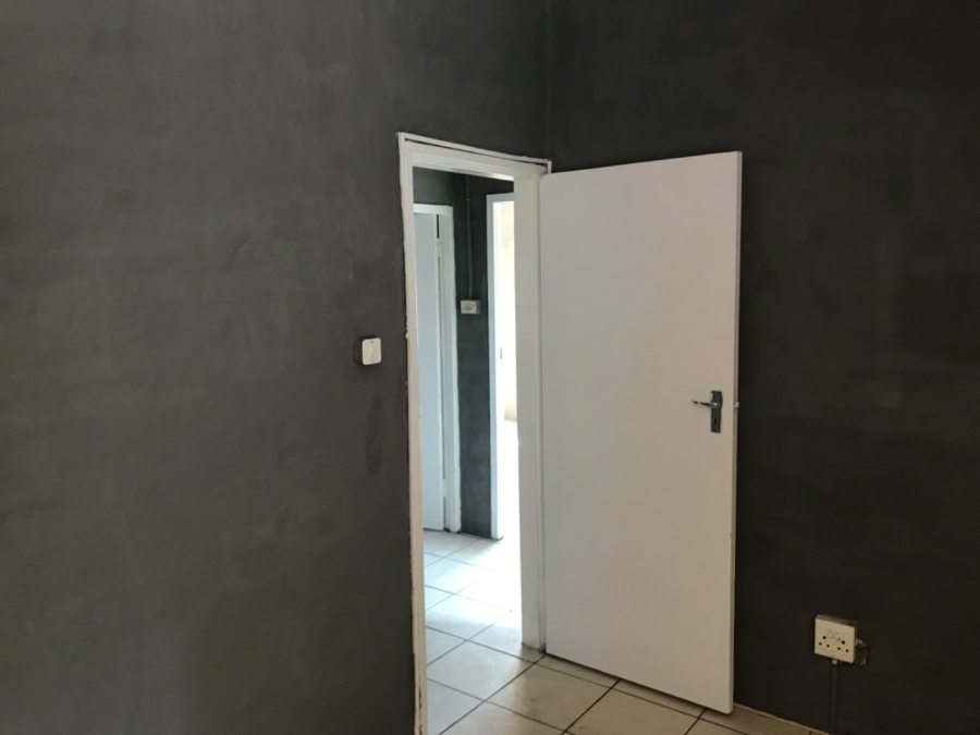 2 Bedroom Property for Sale in Danville Gauteng