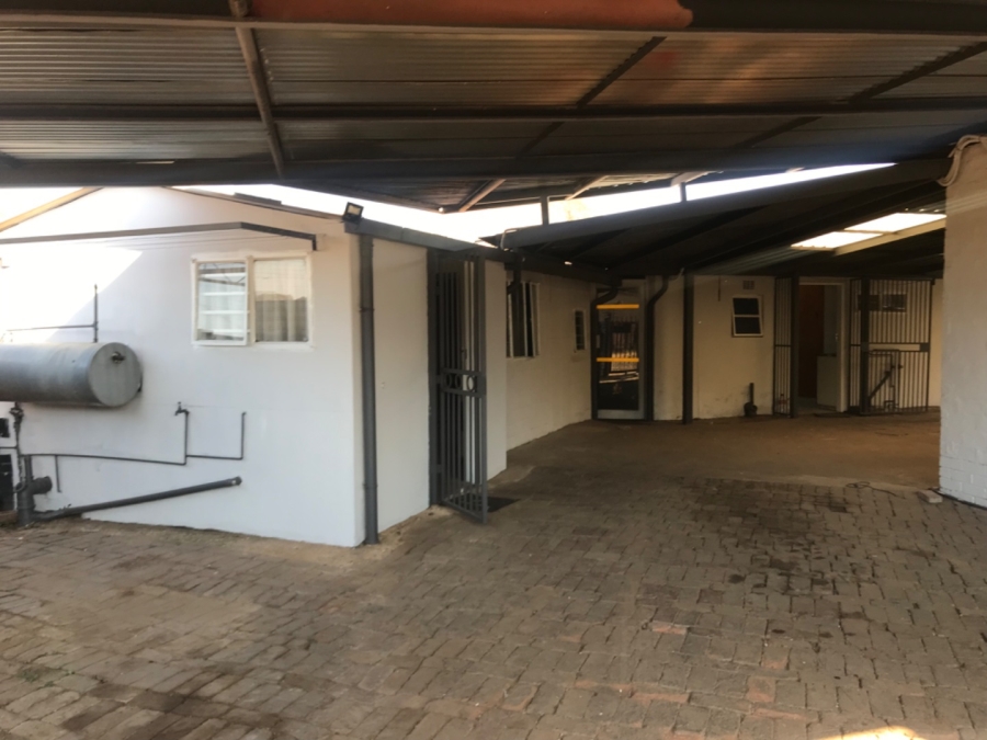 2 Bedroom Property for Sale in Danville Gauteng