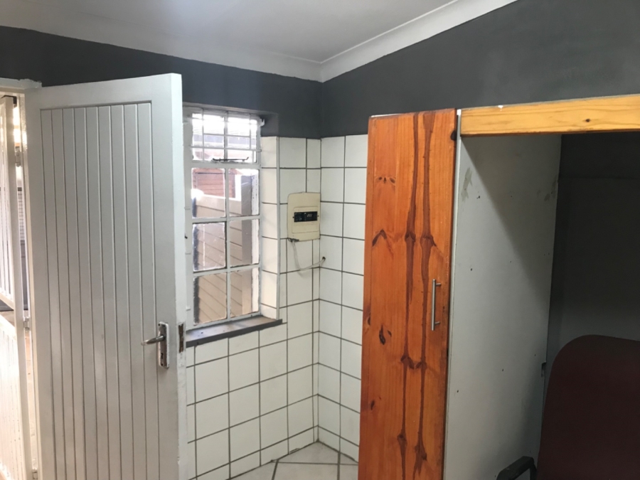 2 Bedroom Property for Sale in Danville Gauteng