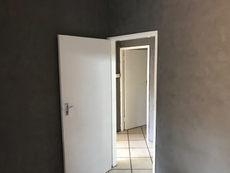 2 Bedroom Property for Sale in Danville Gauteng