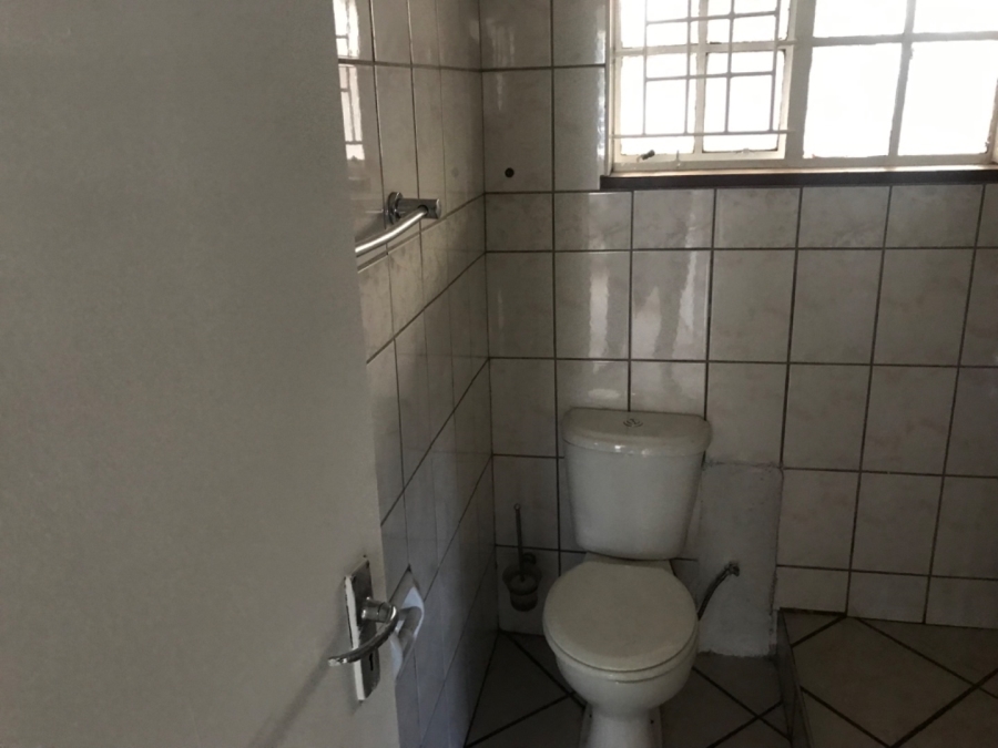 2 Bedroom Property for Sale in Danville Gauteng