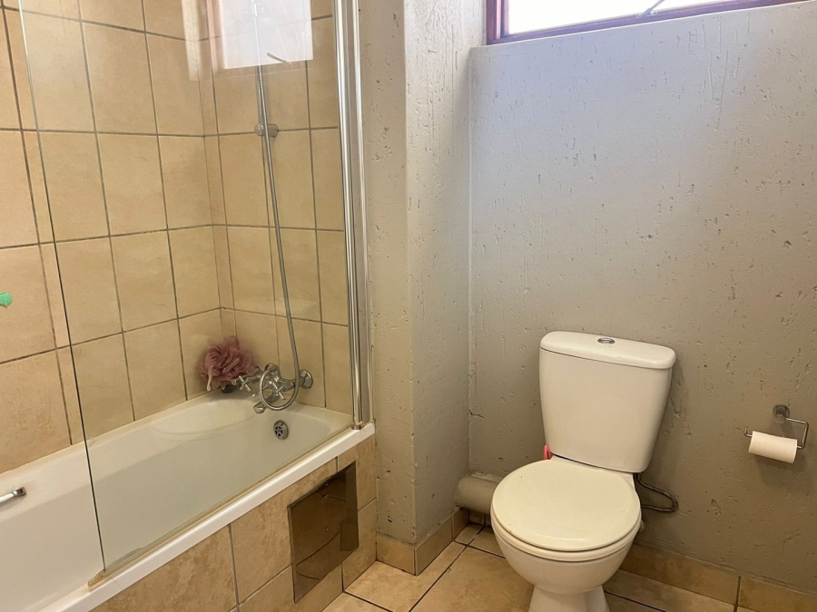 2 Bedroom Property for Sale in Ferndale Gauteng