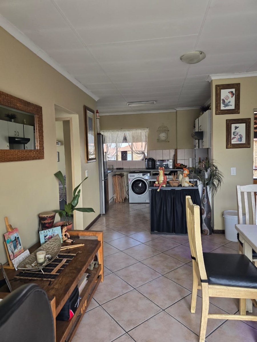 2 Bedroom Property for Sale in Witfield Gauteng