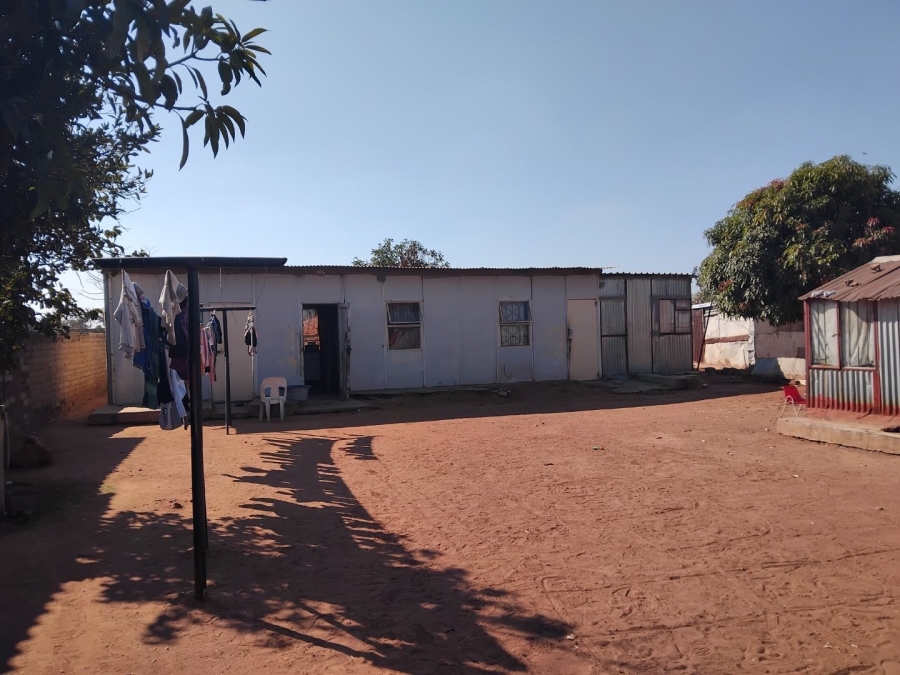  Bedroom Property for Sale in Soshanguve L Gauteng