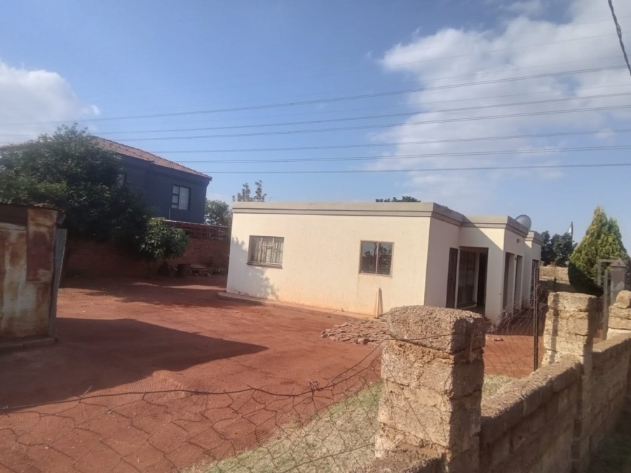 2 Bedroom Property for Sale in Soshanguve East Ext 4 Gauteng