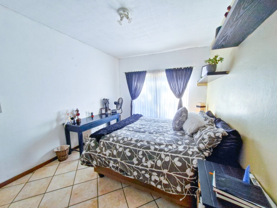 2 Bedroom Property for Sale in Willow Park Manor Gauteng