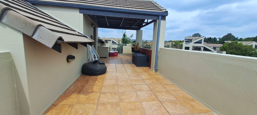 2 Bedroom Property for Sale in Pineslopes Gauteng