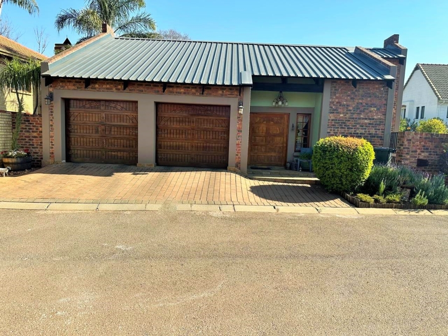 3 Bedroom Property for Sale in Clubview West Gauteng