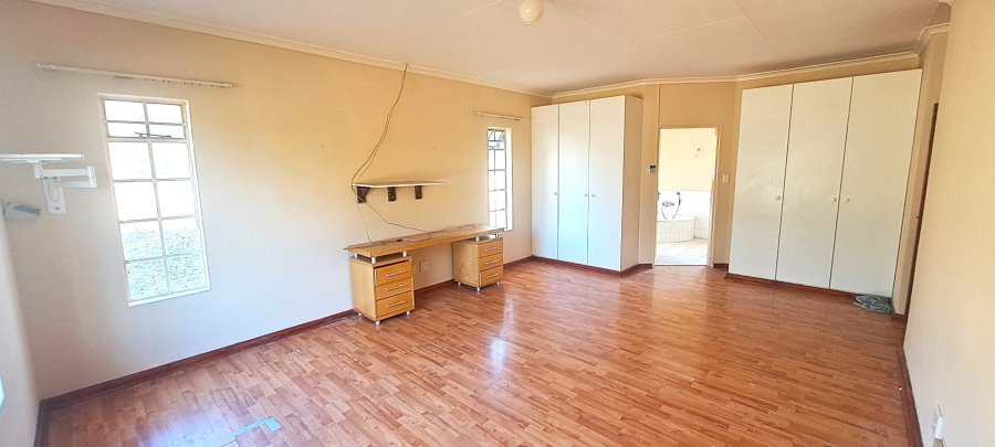 To Let 3 Bedroom Property for Rent in Glen Austin Gauteng