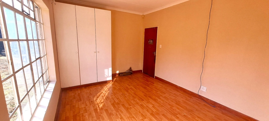 To Let 3 Bedroom Property for Rent in Glen Austin Gauteng