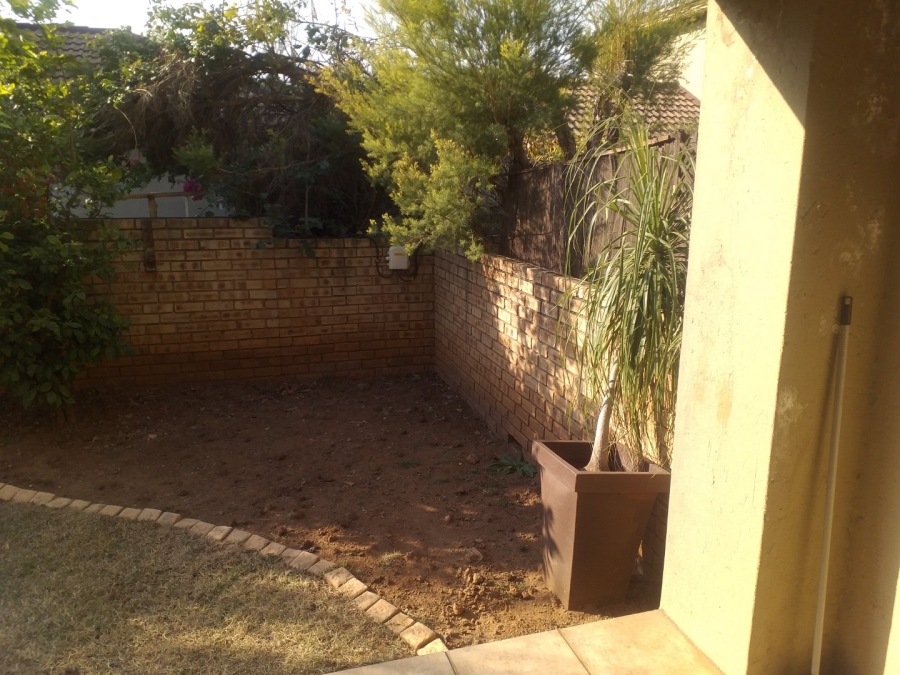 2 Bedroom Property for Sale in Northgate Gauteng