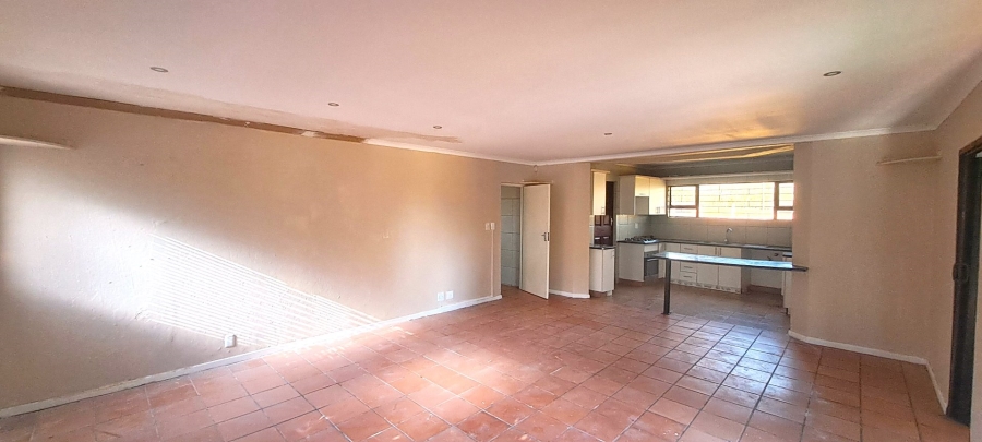 To Let 2 Bedroom Property for Rent in Glen Austin Gauteng