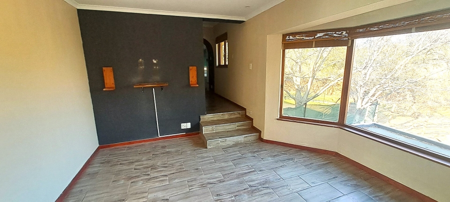 To Let 2 Bedroom Property for Rent in Glen Austin Gauteng