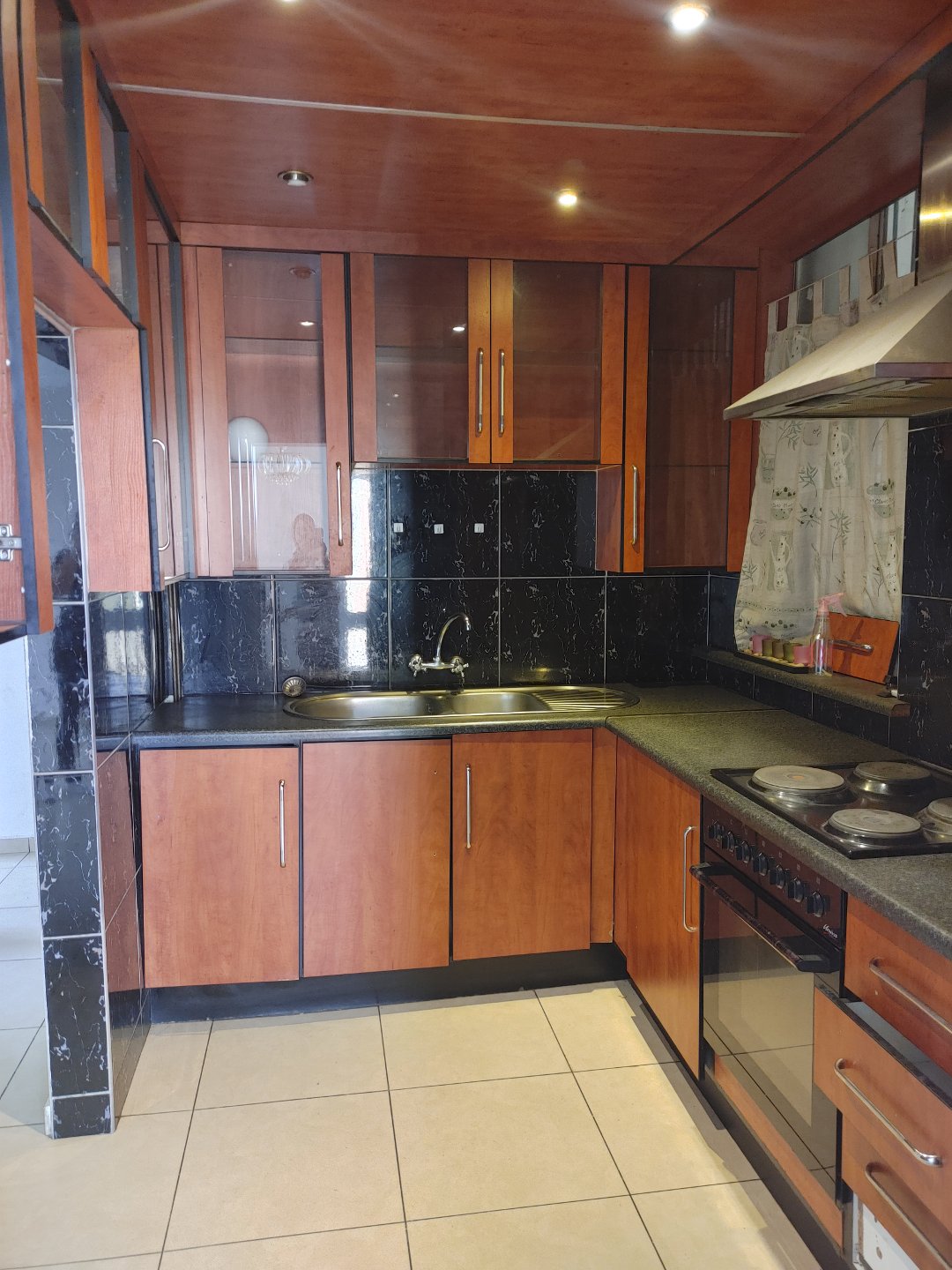 To Let 2 Bedroom Property for Rent in Sophiatown Gauteng