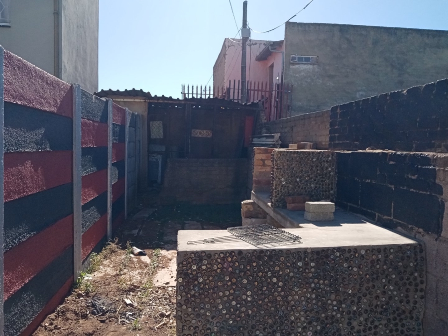 To Let 1 Bedroom Property for Rent in Brixton Gauteng