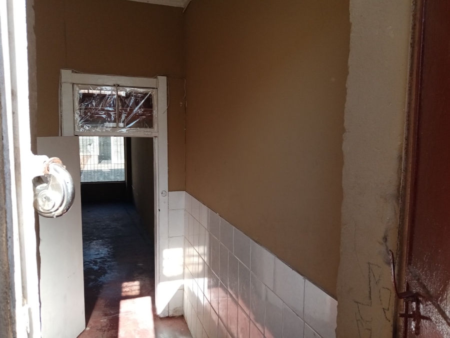 To Let 1 Bedroom Property for Rent in Brixton Gauteng