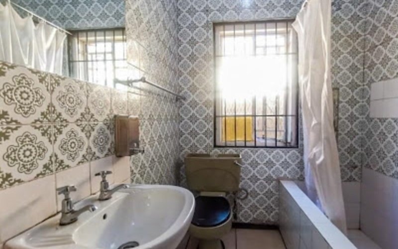 7 Bedroom Property for Sale in Brixton Gauteng