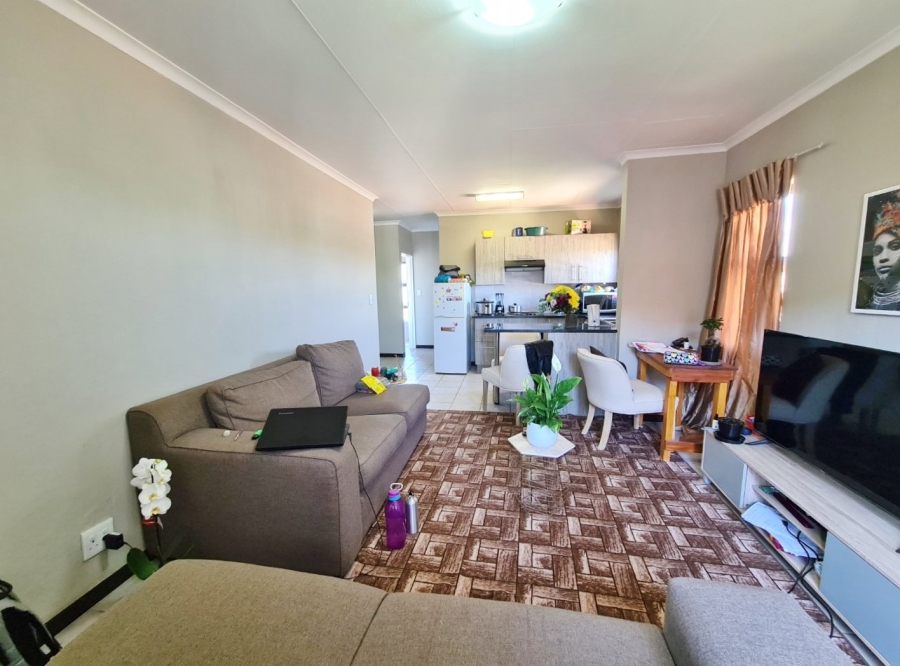 To Let 1 Bedroom Property for Rent in Bergbron Gauteng