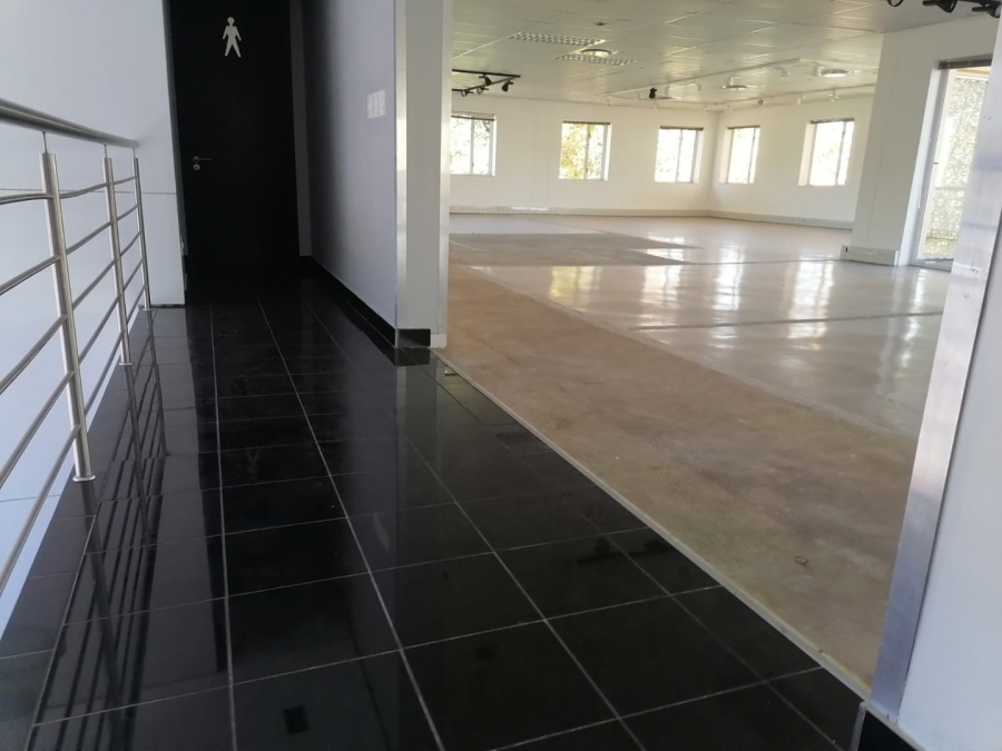 Commercial Property for Sale in Woodmead Gauteng