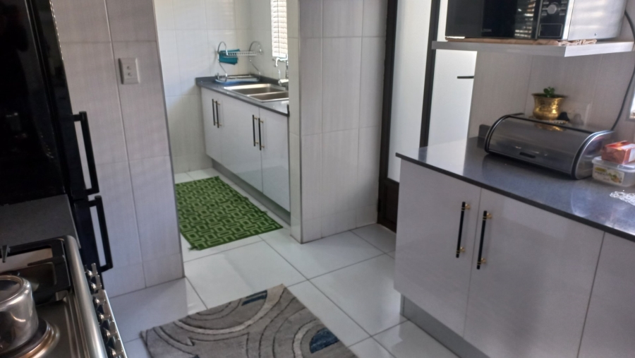 3 Bedroom Property for Sale in Witpoortjie Gauteng