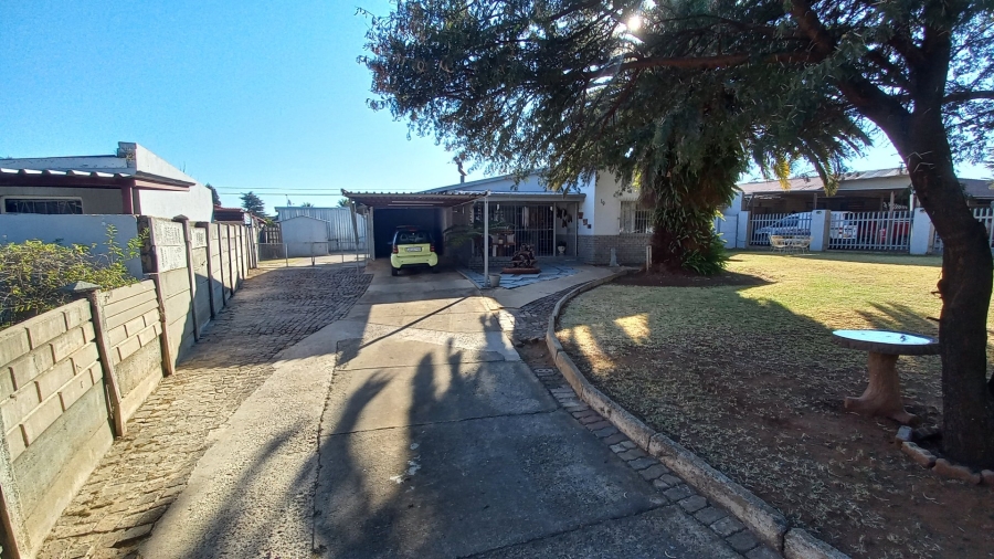 3 Bedroom Property for Sale in Witpoortjie Gauteng