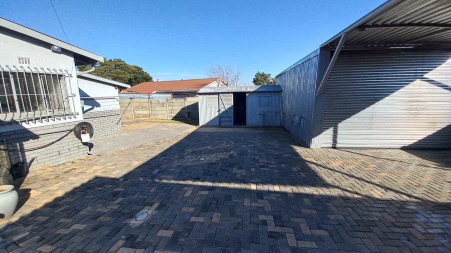 3 Bedroom Property for Sale in Witpoortjie Gauteng